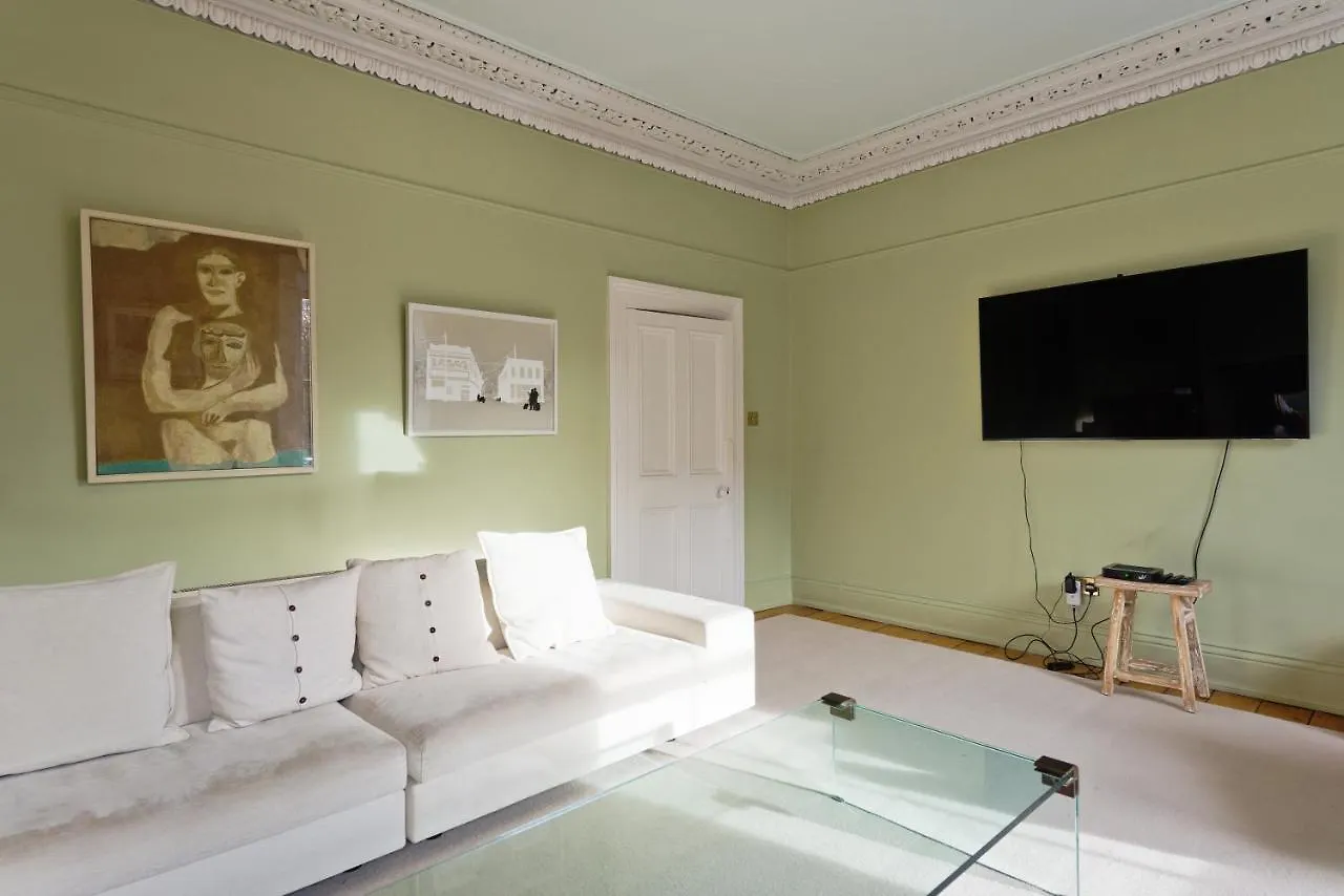 The James Joyce House - Hiphipstay Dublin Holiday home