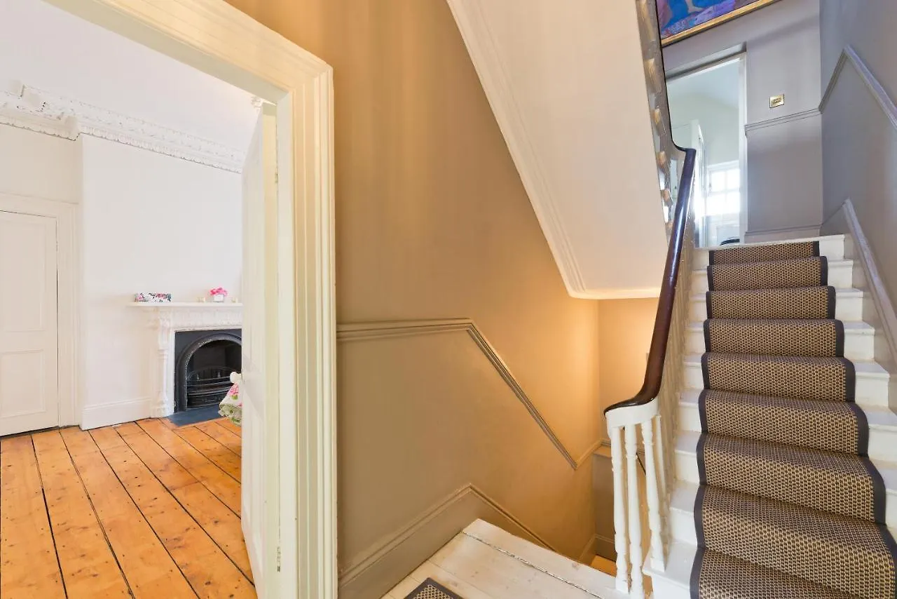 The James Joyce House - Hiphipstay Dublin Holiday home