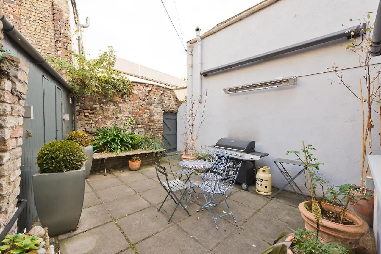 The James Joyce House - Hiphipstay Dublin Holiday home